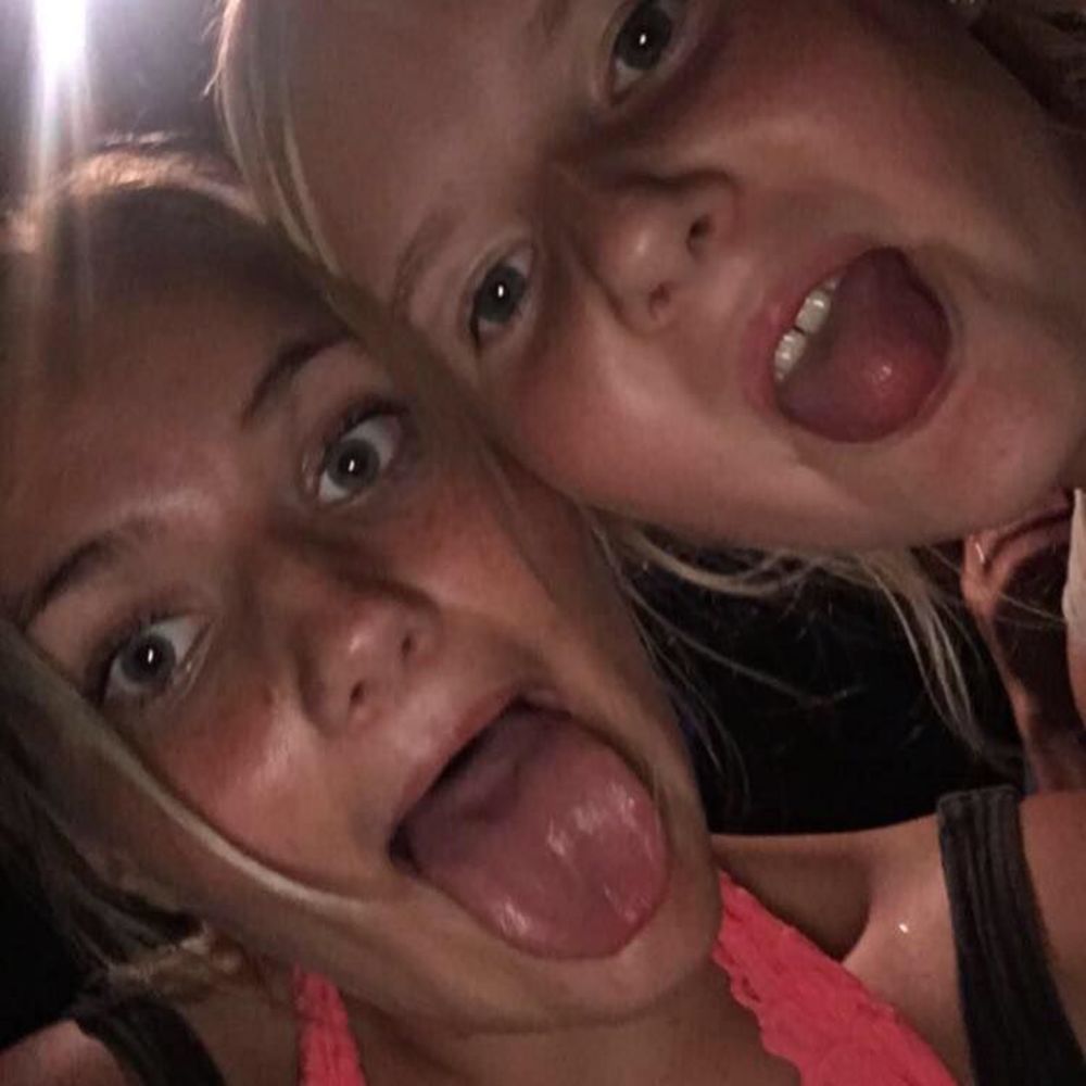 Meet your Posher, Deedra